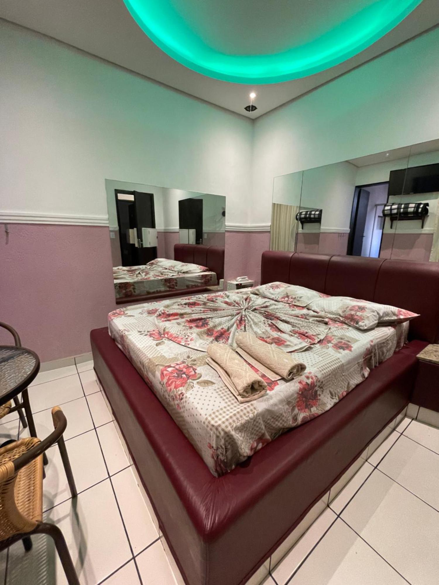 Hotel Campo Limpo (Adults Only) เซาเปาโล ภายนอก รูปภาพ