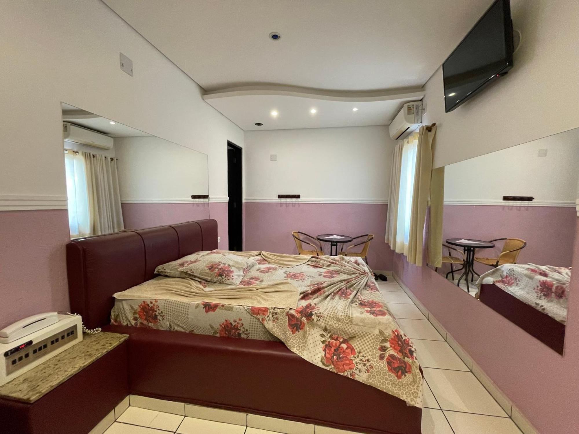 Hotel Campo Limpo (Adults Only) เซาเปาโล ภายนอก รูปภาพ